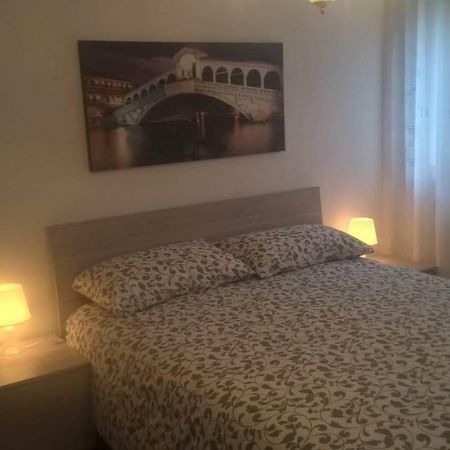 Marina Venice Apartment Мира Экстерьер фото