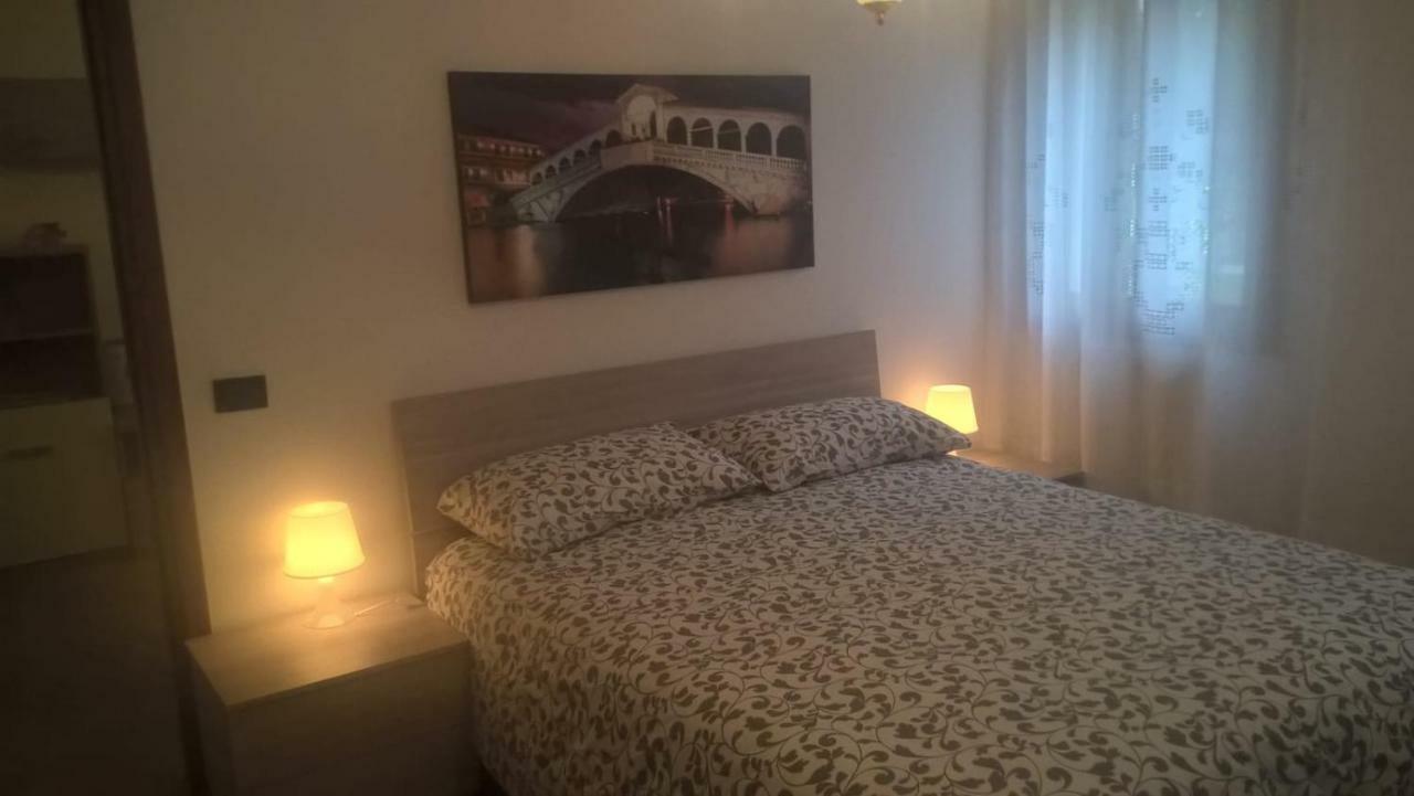 Marina Venice Apartment Мира Экстерьер фото
